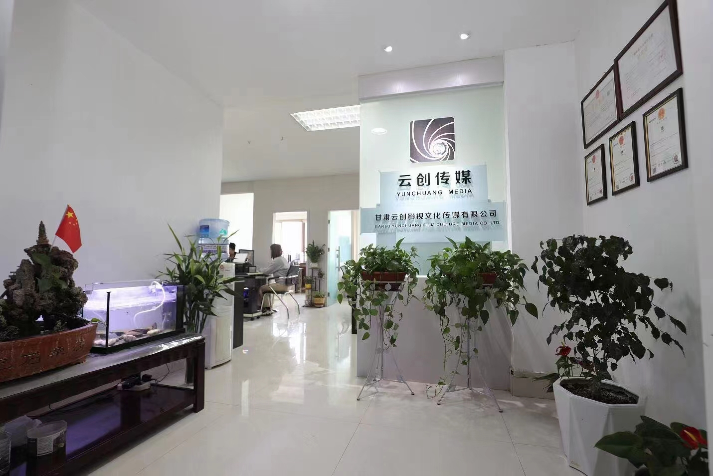 蘭州宣傳片拍攝找云創(chuàng)，建筑工地展示視頻制作還是找云創(chuàng)傳媒！